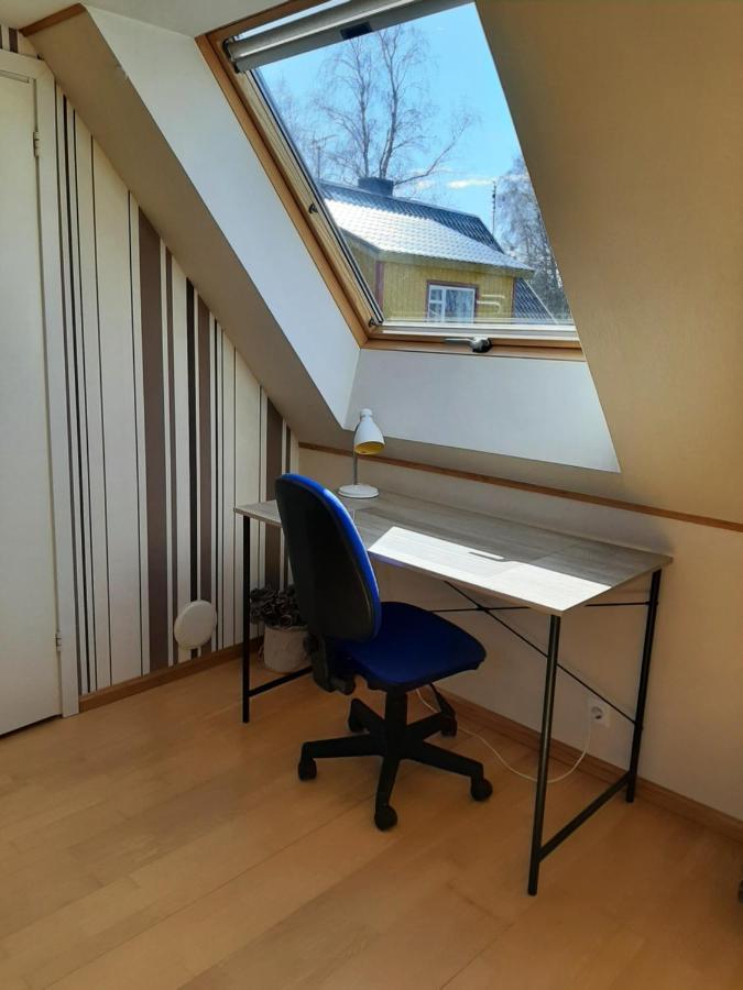 Mere Holiday House Salme Bagian luar foto